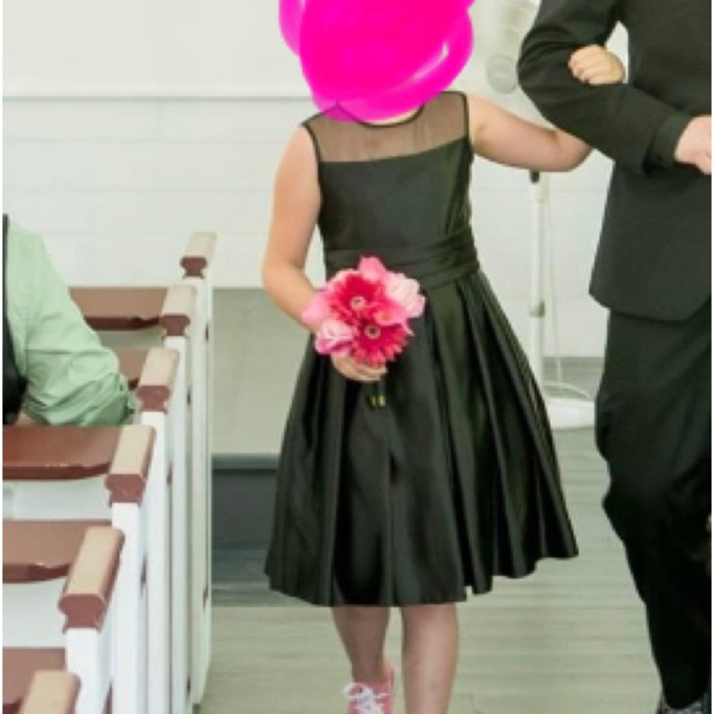 Girls Julia Lee dress. Size 12. Non smoking & Non pet home. Wore once.